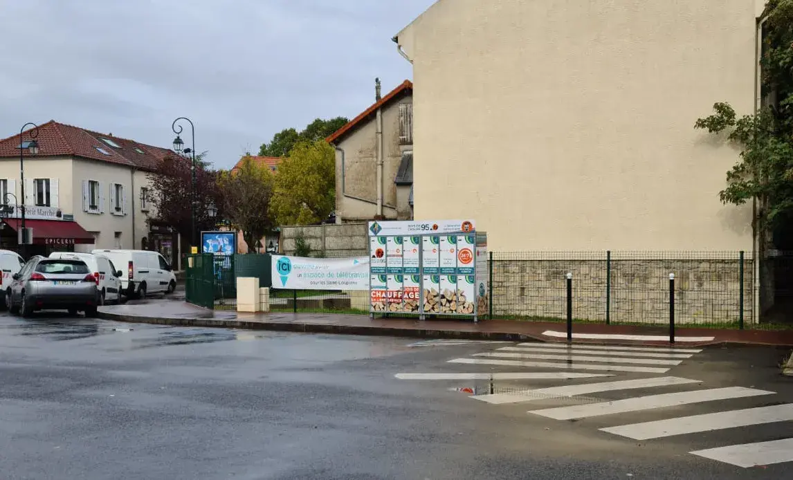 Distributeur 2424 Bois de Chauff 95 @