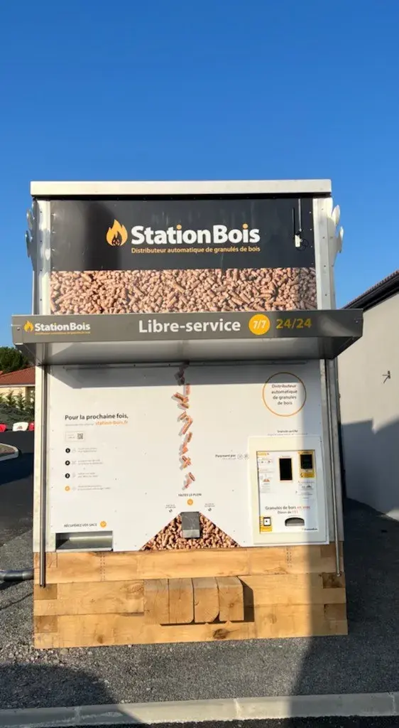 Distributeur Automatique de Granulés de bois